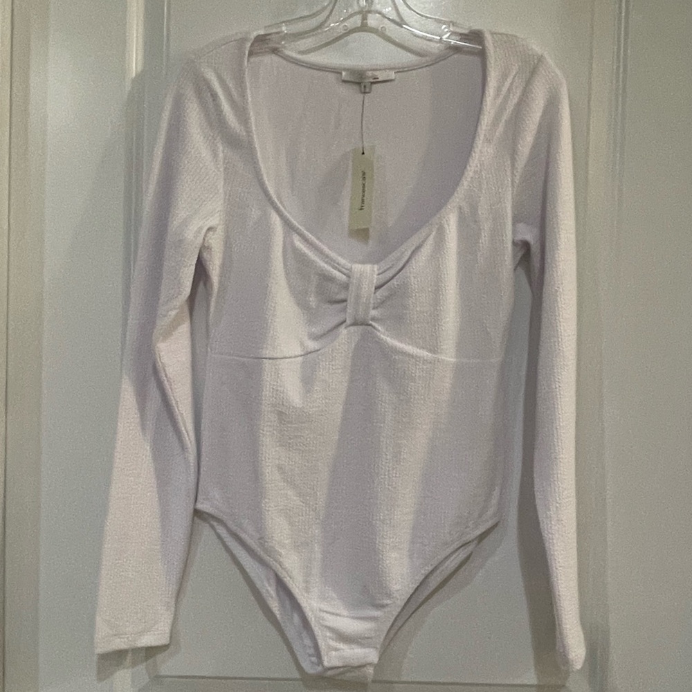 GB fashion London white long sleeve bodysuit NWT snap bottom‎ size large